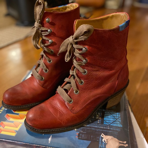 John Fluevog Nuni Boot - Picture 3 of 3